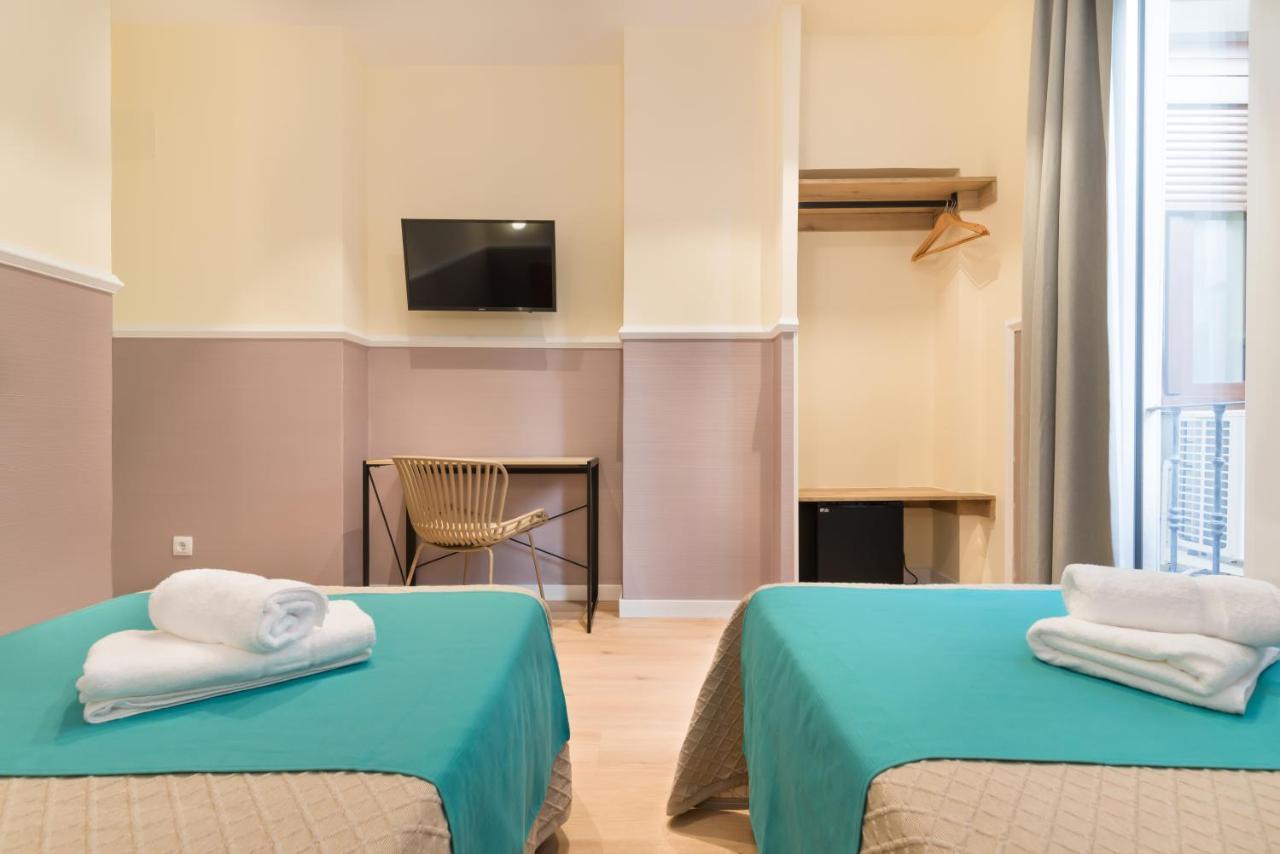 Hostal Evoke Мадрид Экстерьер фото