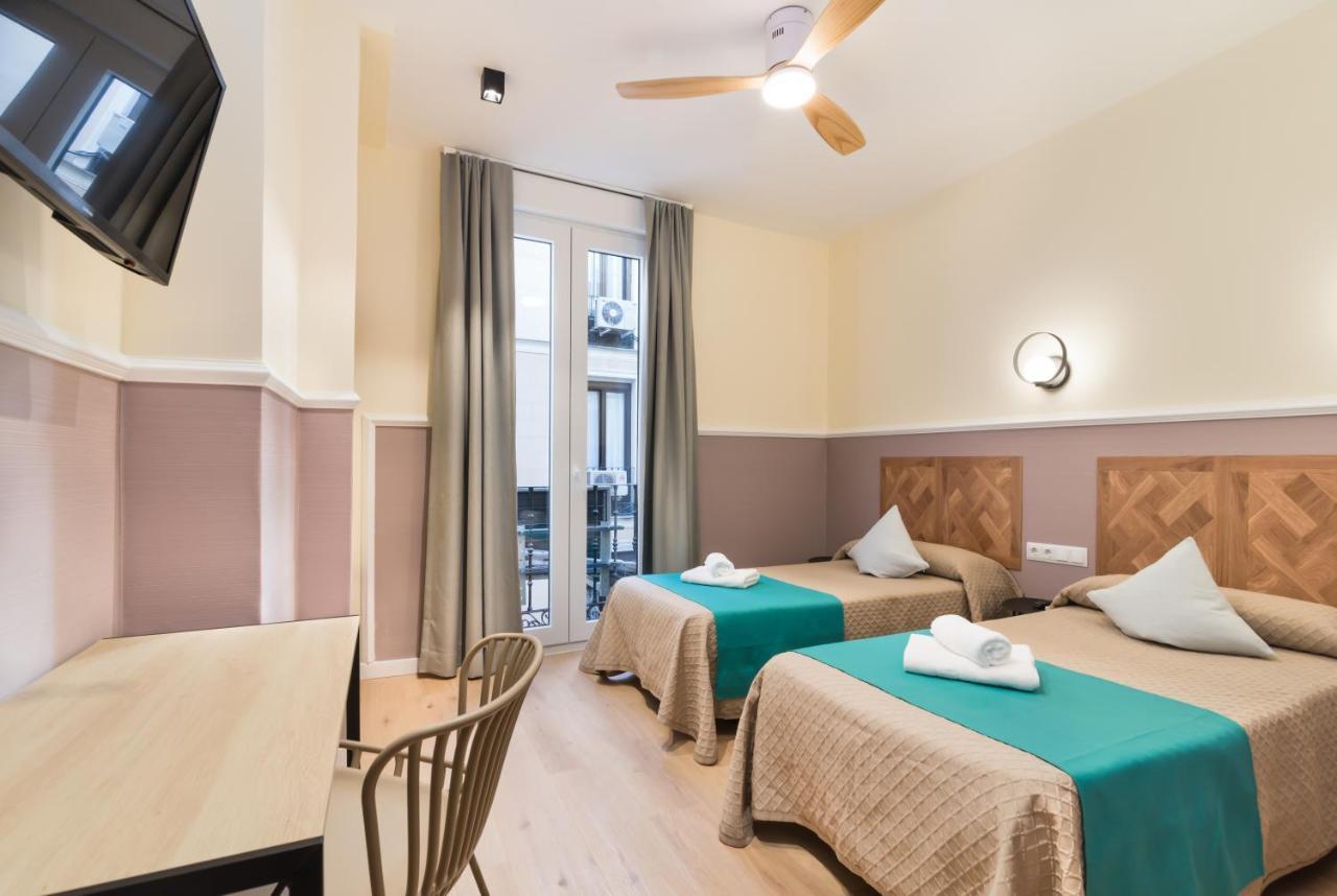Hostal Evoke Мадрид Экстерьер фото